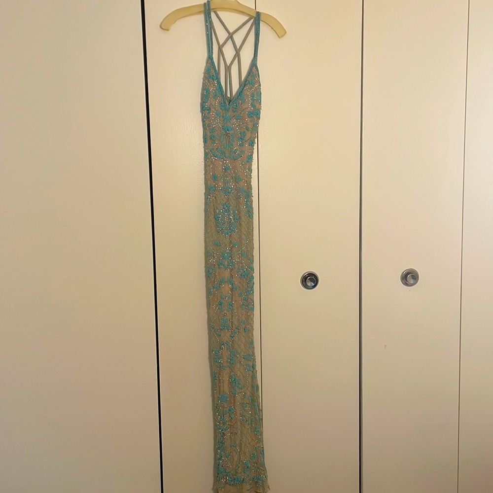 Size 8 Sherri Hill Nude/Aqua Formal Gown